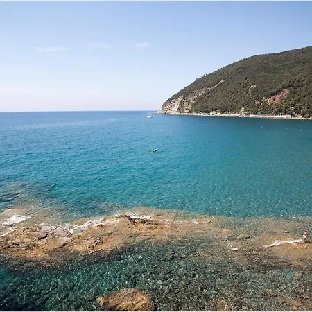 Amazing In With House Sea View Апартаменты